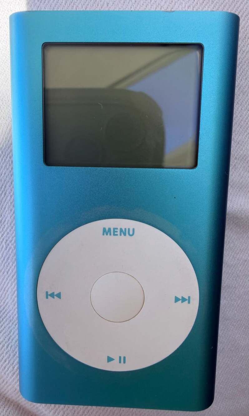 Apple iPod mini 4GB Blue MP3 Player Model A1051